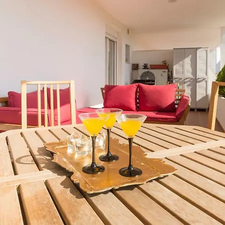 Malagasuite Solarium & Pool *
