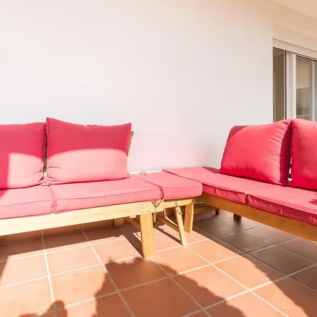 Malagasuite Solarium & Pool Apartment
